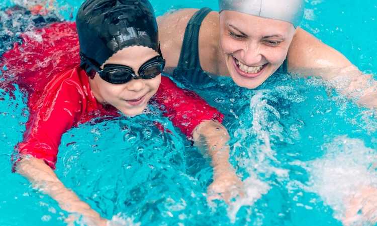 The Benefits of Swim Lessons for Kids